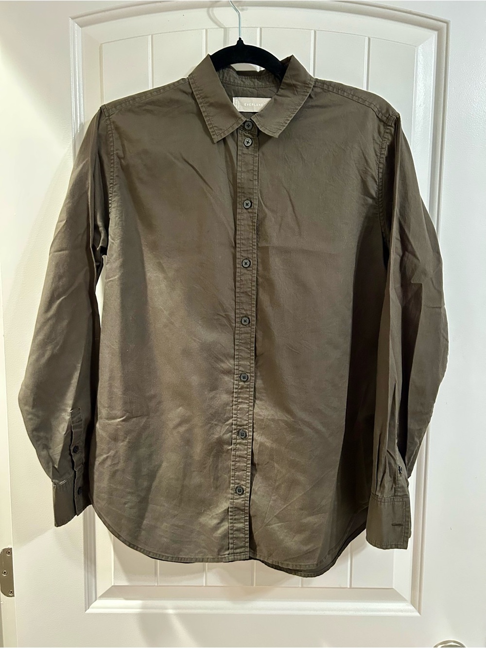 Everlane Women’s Olive Green Button-Up Shirt